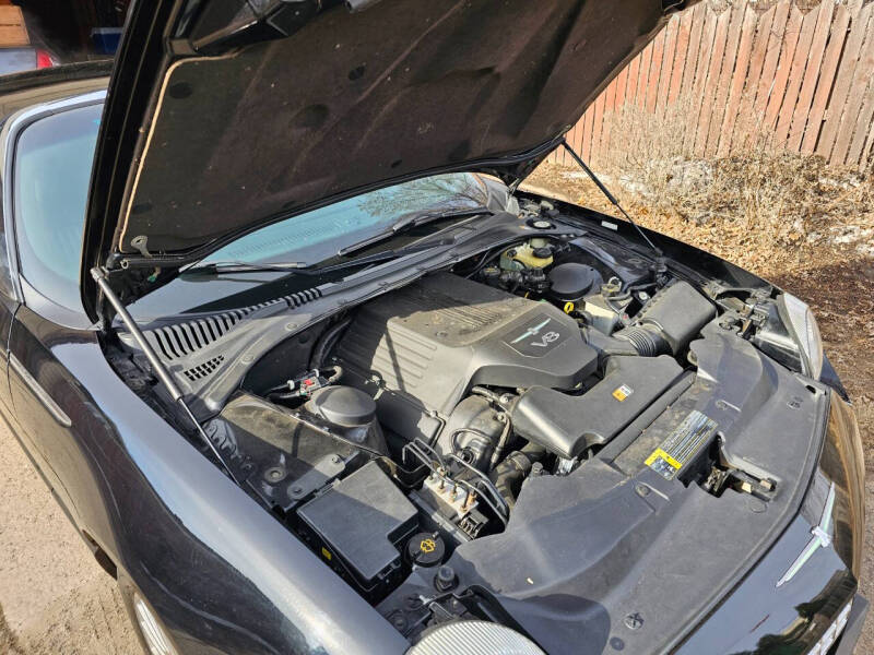 2005 Ford Thunderbird Deluxe