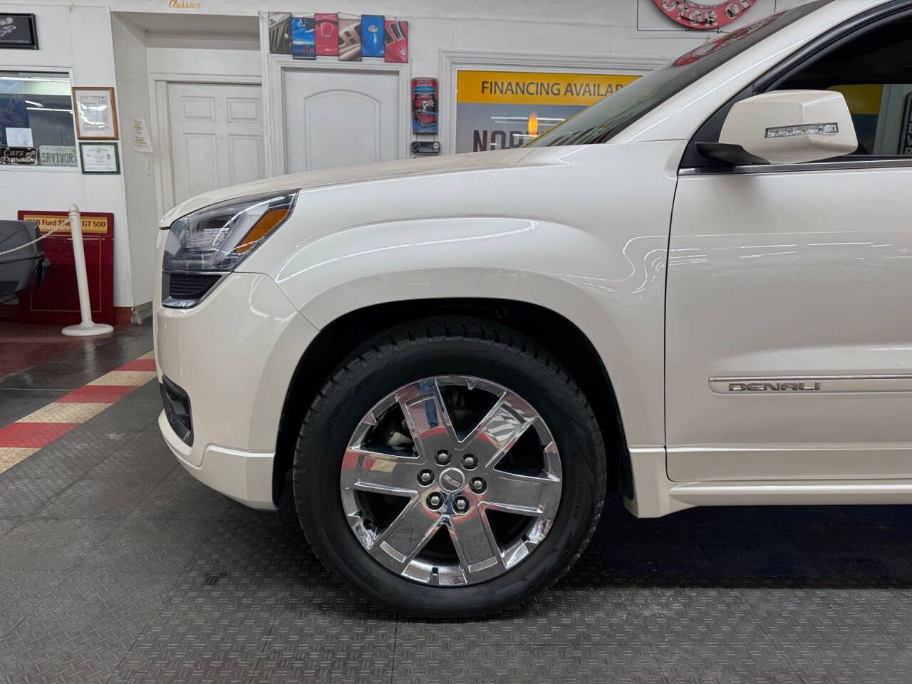2014 GMC Acadia 13