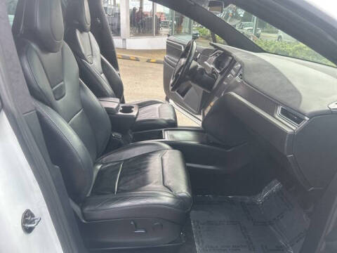 2017 Tesla Model X 75D