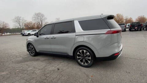 2022 Kia Carnival EX