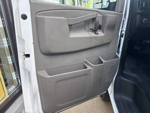 2020 Chevrolet Express 2500