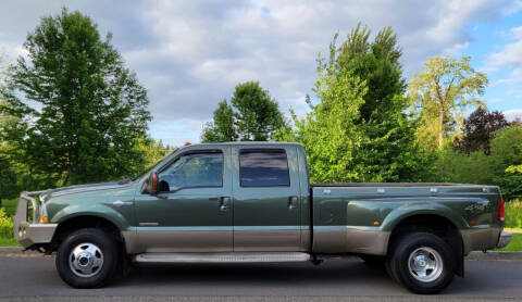 2004 Ford F-350 Super Duty for sale at CLEAR CHOICE AUTOMOTIVE in Milwaukie OR