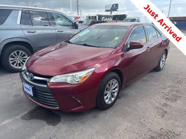 2016 Toyota Camry LE