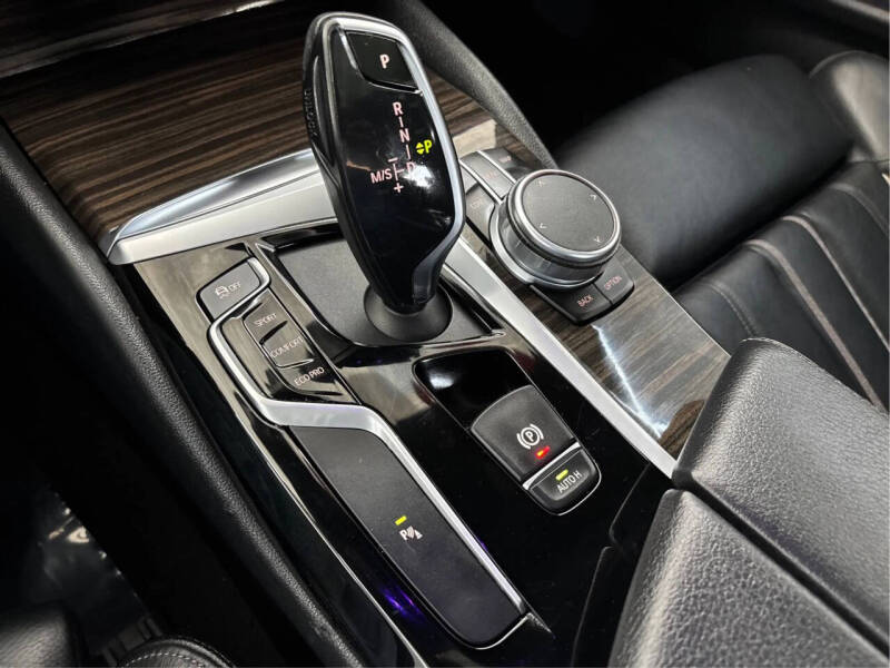 2019 BMW 5 Series 530i xDrive