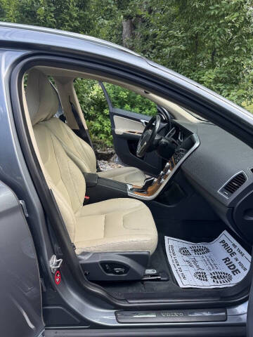 2017 Volvo XC60 T6 Inscription