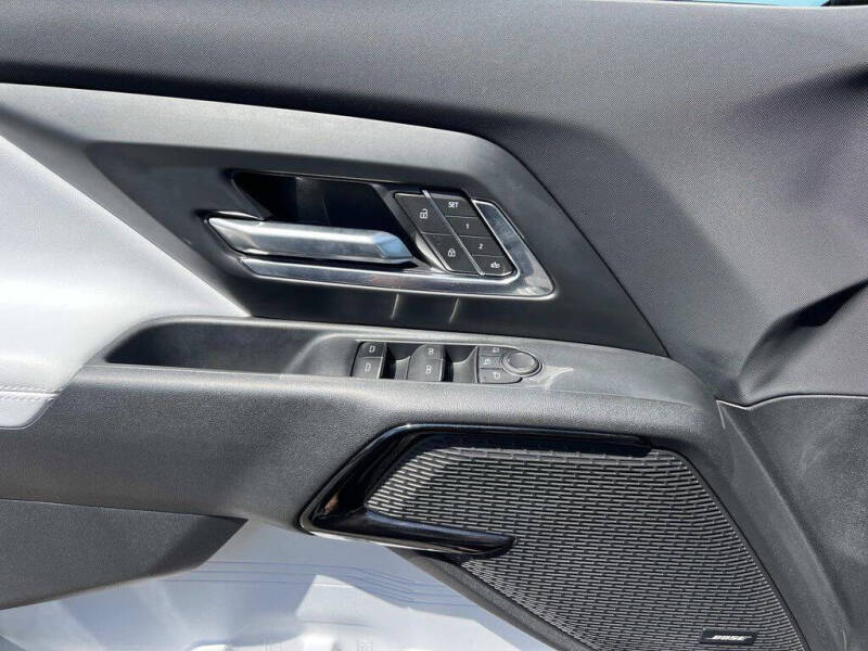 2025 Chevrolet Silverado EV RST