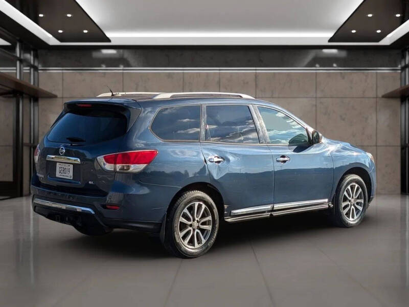 2013 Nissan Pathfinder Platinum