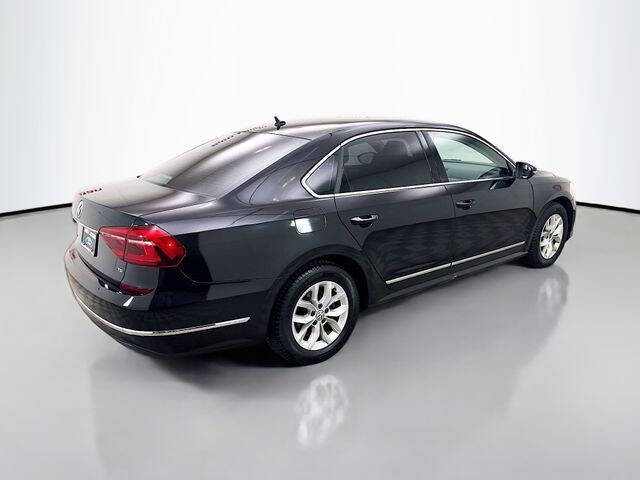 2017 Volkswagen Passat 1.8T S