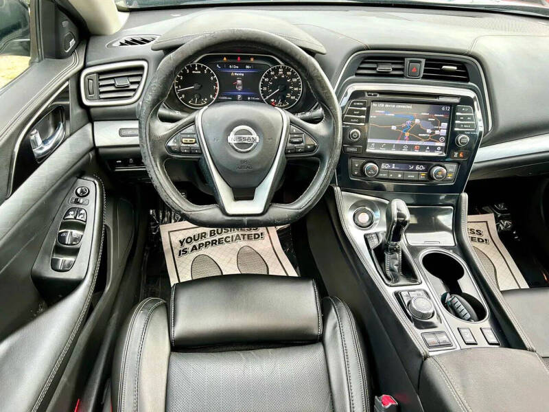 2017 Nissan Maxima