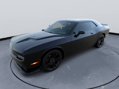 2017 Dodge Challenger SXT Plus