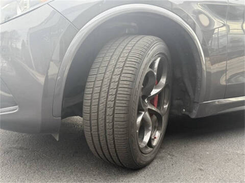 2021 Alfa Romeo Stelvio Quadrifoglio