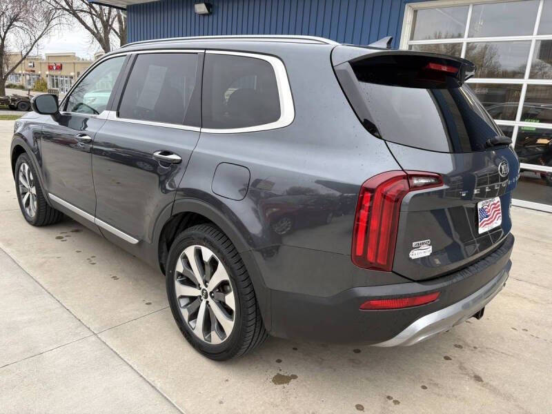 2020 Kia Telluride S