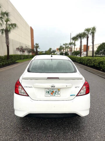 2016 Nissan Versa 1.6 SV