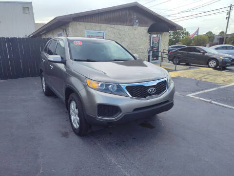 2013 Kia Sorento LX