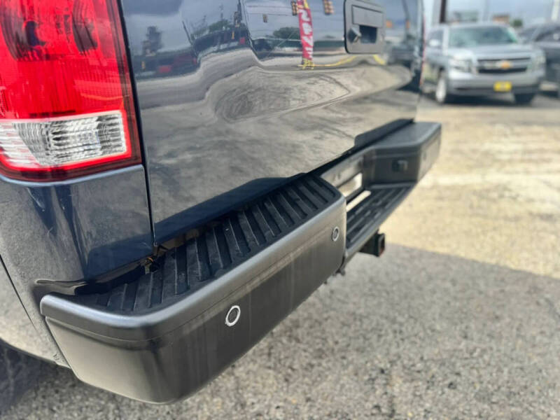 2015 Nissan Titan