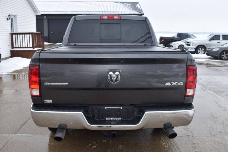 2017 RAM 1500 SLT