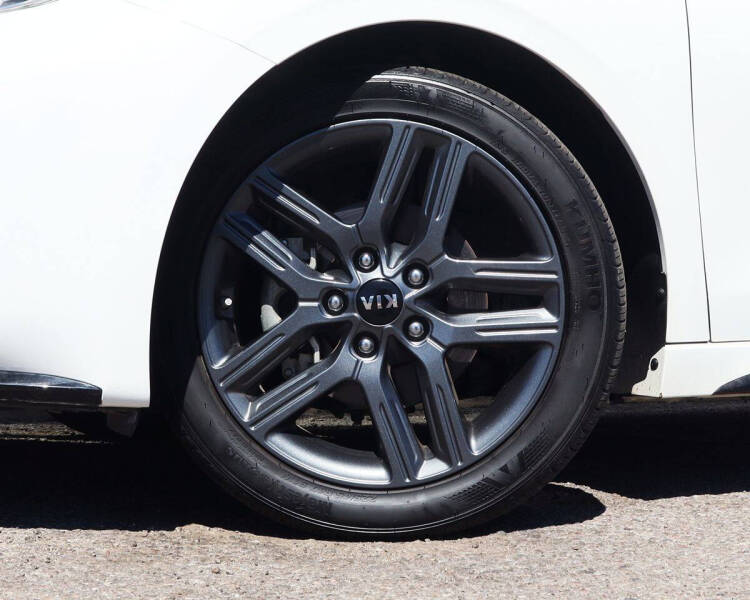 2021 Kia Forte GT Line