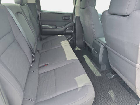 2022 Nissan Frontier S