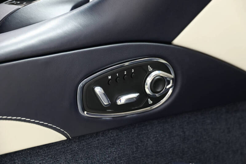 2019 Aston Martin DB11 V8