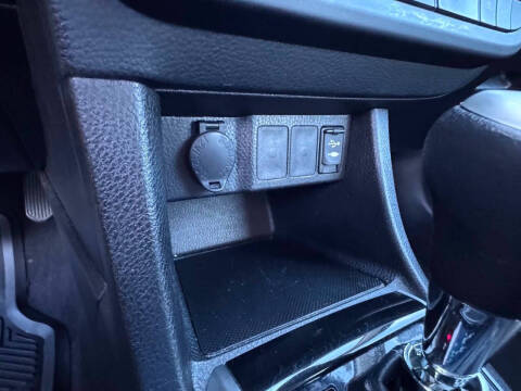 2015 Toyota Corolla LE Plus