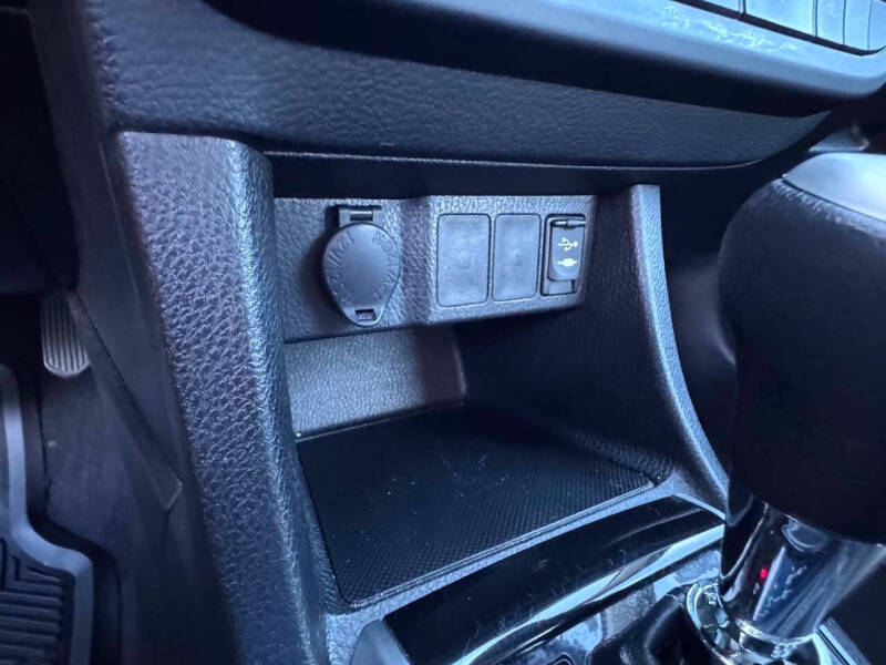 2015 Toyota Corolla LE Plus