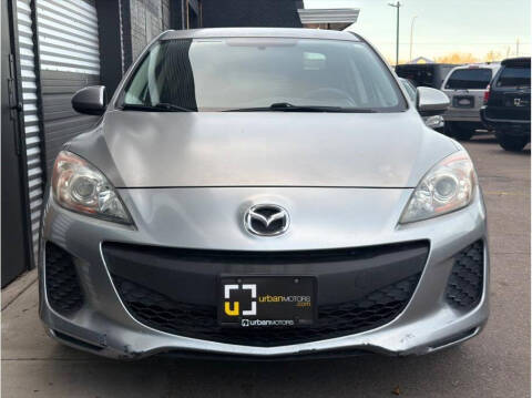 2013 Mazda MAZDA3 i SV