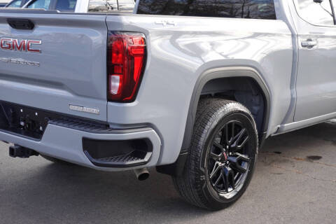 2024 GMC Sierra 1500 Elevation Standard