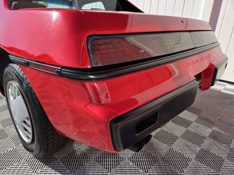 1986 Pontiac Fiero Sport