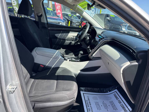 2023 Hyundai Tucson SEL