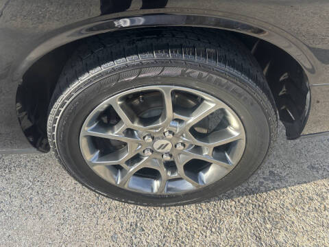 2017 Dodge Challenger GT