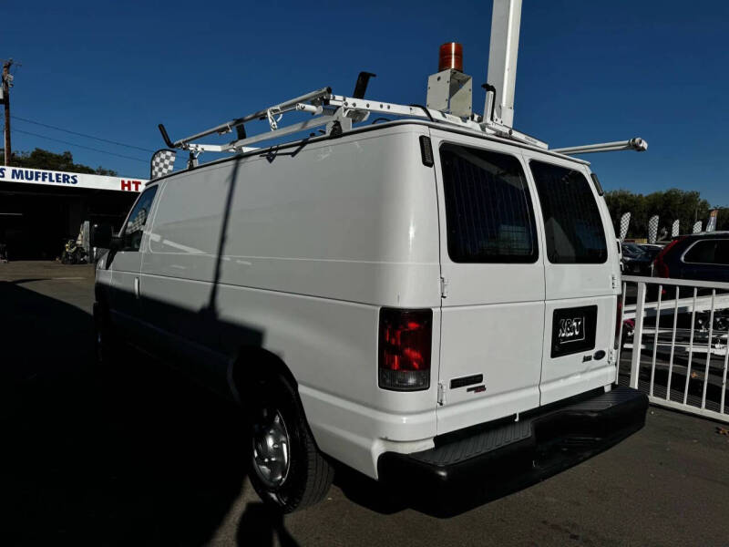 2013 Ford E-Series E-150