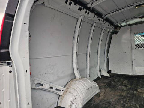 2017 Chevrolet Express 2500