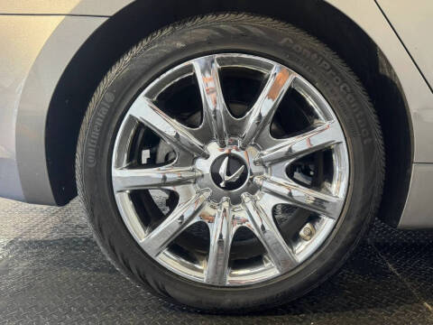 2012 Hyundai Equus Signature