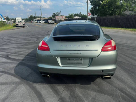 2012 Porsche Panamera