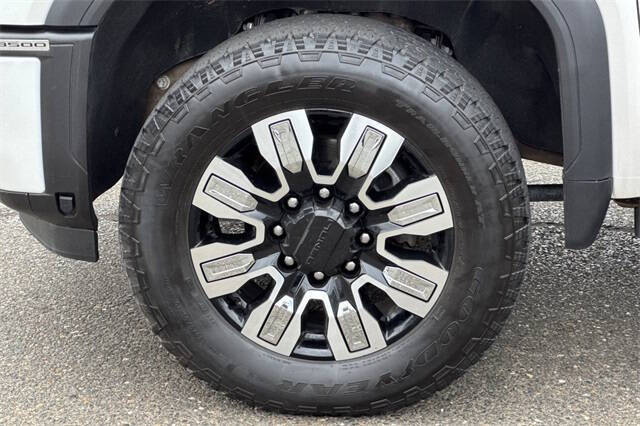 2025 GMC Sierra 3500HD