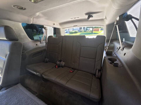 2015 Chevrolet Suburban LT