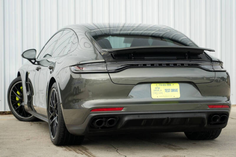 2022 Porsche Panamera