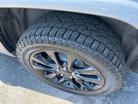2019 Jeep Grand Cherokee Laredo