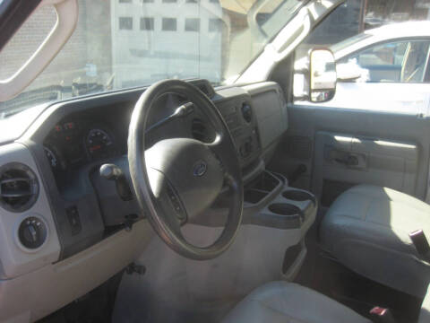 2013 Ford E-Series E-150