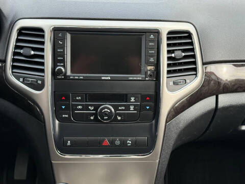 2011 Jeep Grand Cherokee Laredo