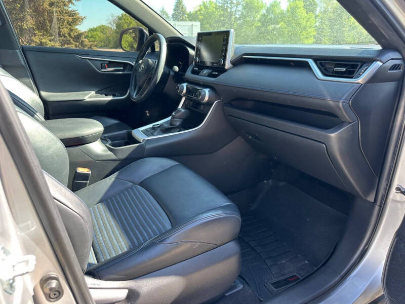 2019 Toyota RAV4 Hybrid XSE