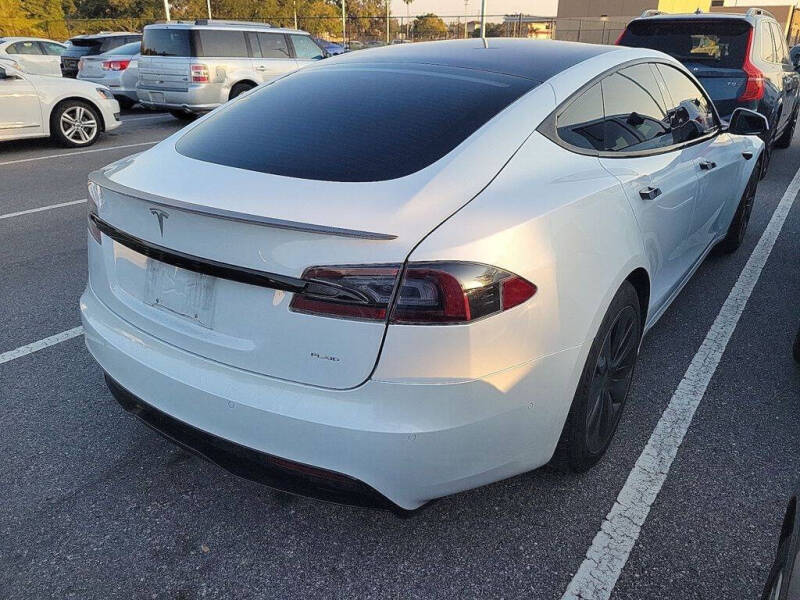 2021 Tesla Model S Plaid