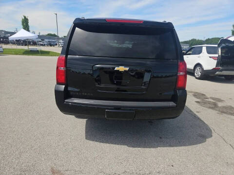 2017 Chevrolet Suburban LT