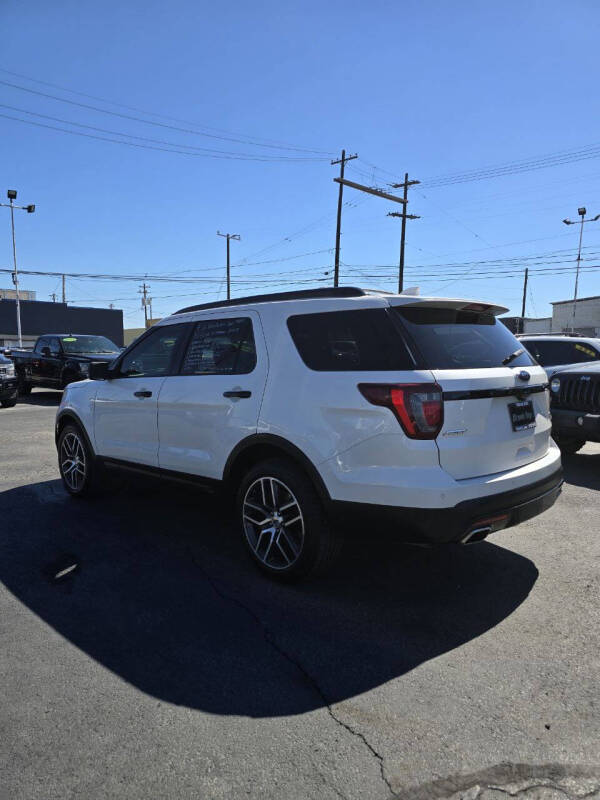 2016 Ford Explorer Sport