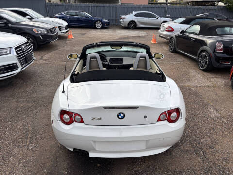 2005 BMW Z4 3.0i