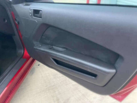 2014 Ford Mustang V6