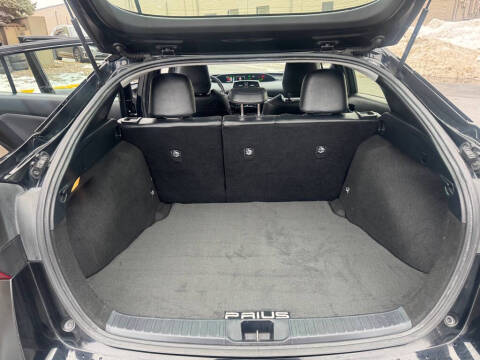 2019 Toyota Prius XLE