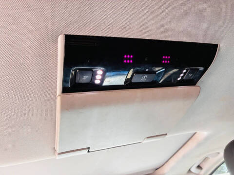 2017 Cadillac Escalade ESV Luxury