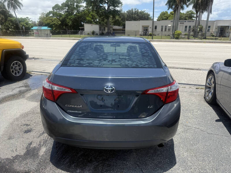 2015 Toyota Corolla LE