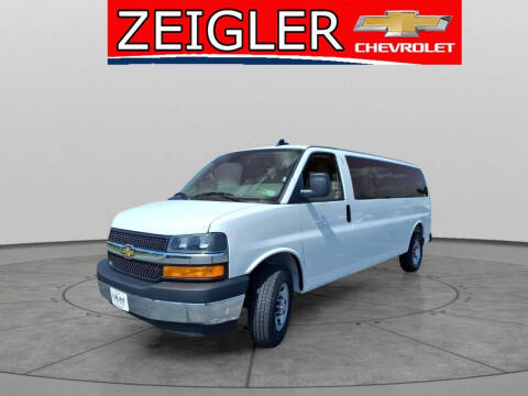 2025 Chevrolet Express LT 3500